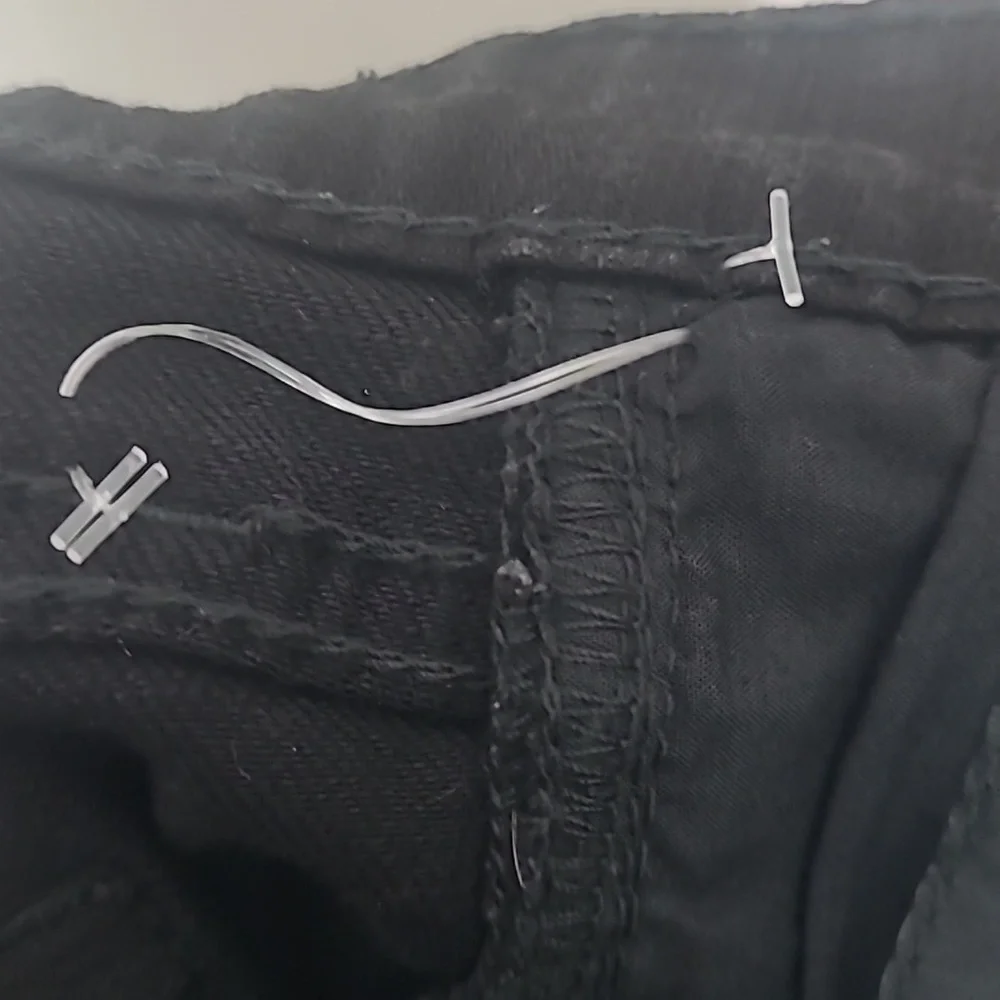 Kut from the Kloth black jeans  sz 8 Long mid rise 5 pocket